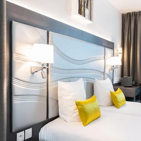 Hotel Chantiers 3*