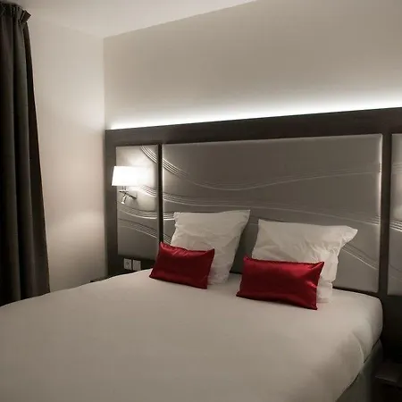 Chantiers Hotel Versalhes