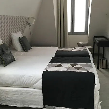 Chantiers Hotel Versalhes