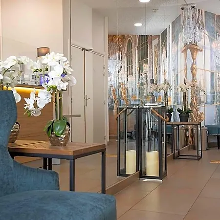 Hotel Chantiers 3*